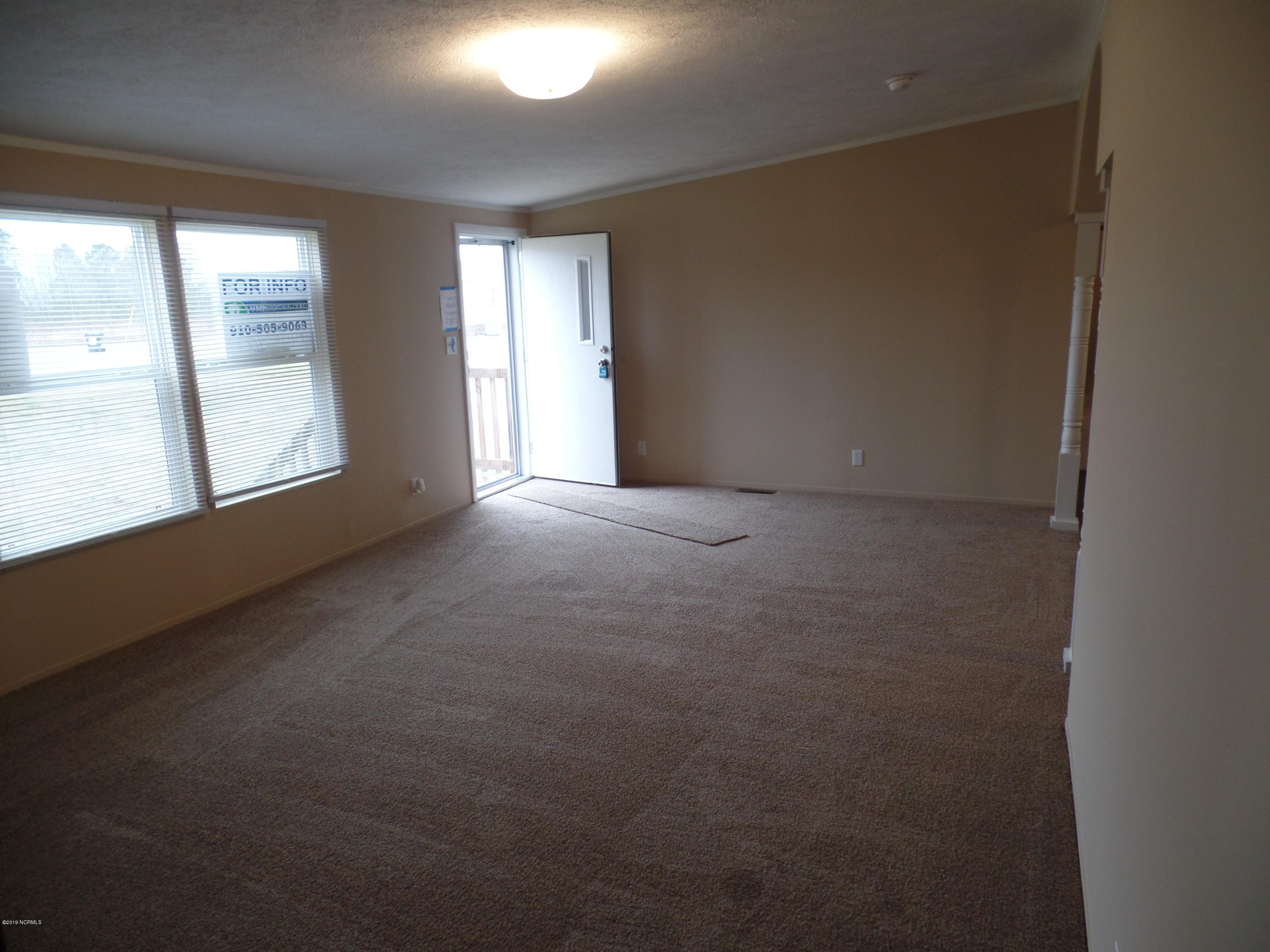 140 Jomar Road Orrum, NC 28369 - Photo 3 of 24 VMF 3 - LR 2