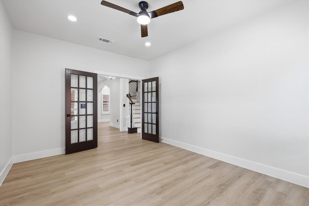 652 Allen Road Coppell, TX 75019 - Photo 4 of 36