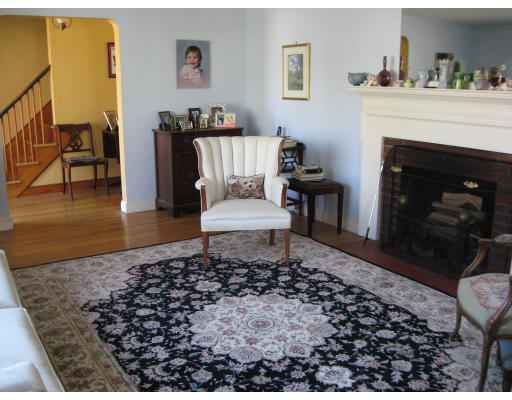 8 Adams Road Winchester, MA 01890 - Photo 3 of 18 Gallery Image 3