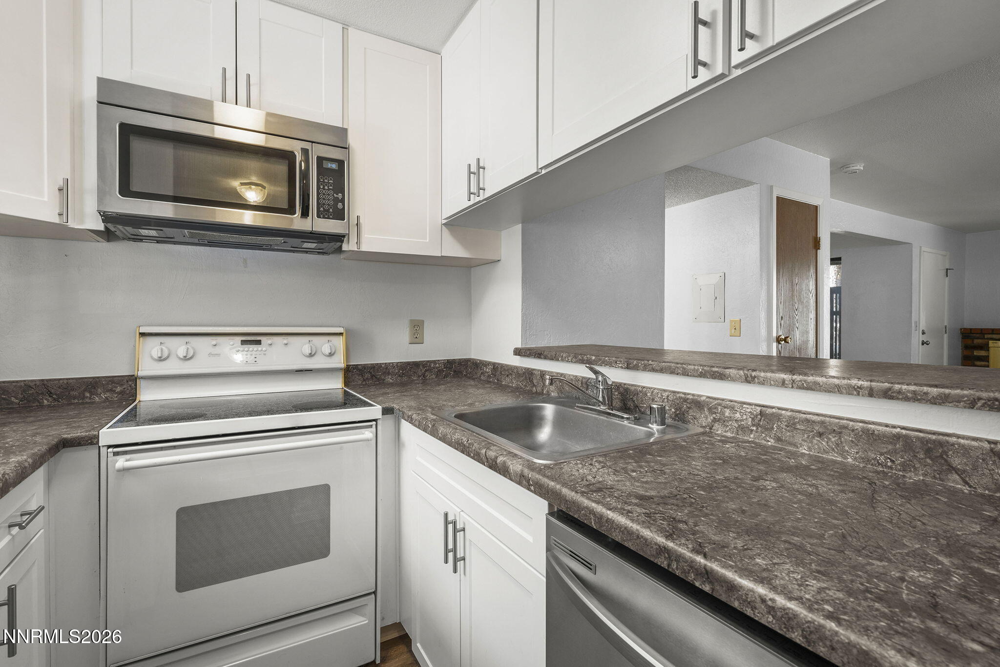 4716 Rio Poco Road Reno, NV 89502 - Photo 8 of 24 10-web-or-mls-_DSC0642