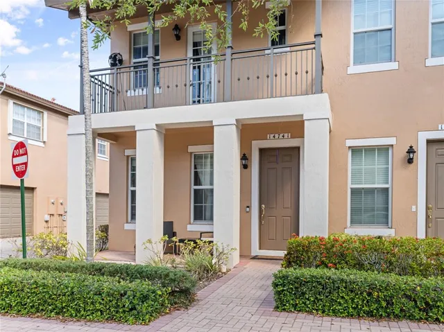 $3,500 | 14741 Southwest 11th Street, Pembroke Pines, FL 33027