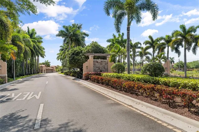 $3,500 | 14741 Southwest 11th Street, Pembroke Pines, FL 33027