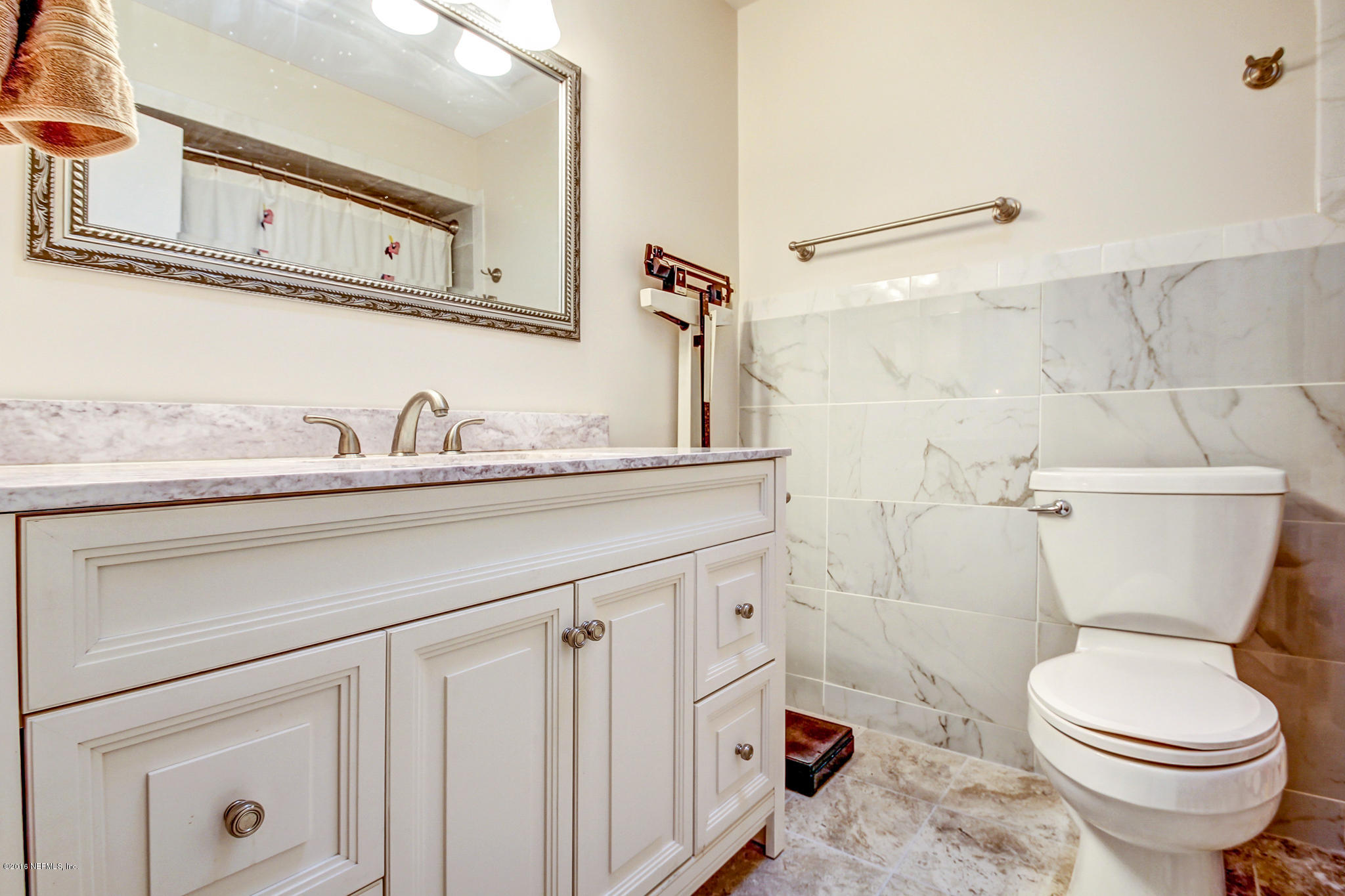 1635 Samontee Road Jacksonville, FL 32211 - Photo 19 of 28 Hall Bathroom