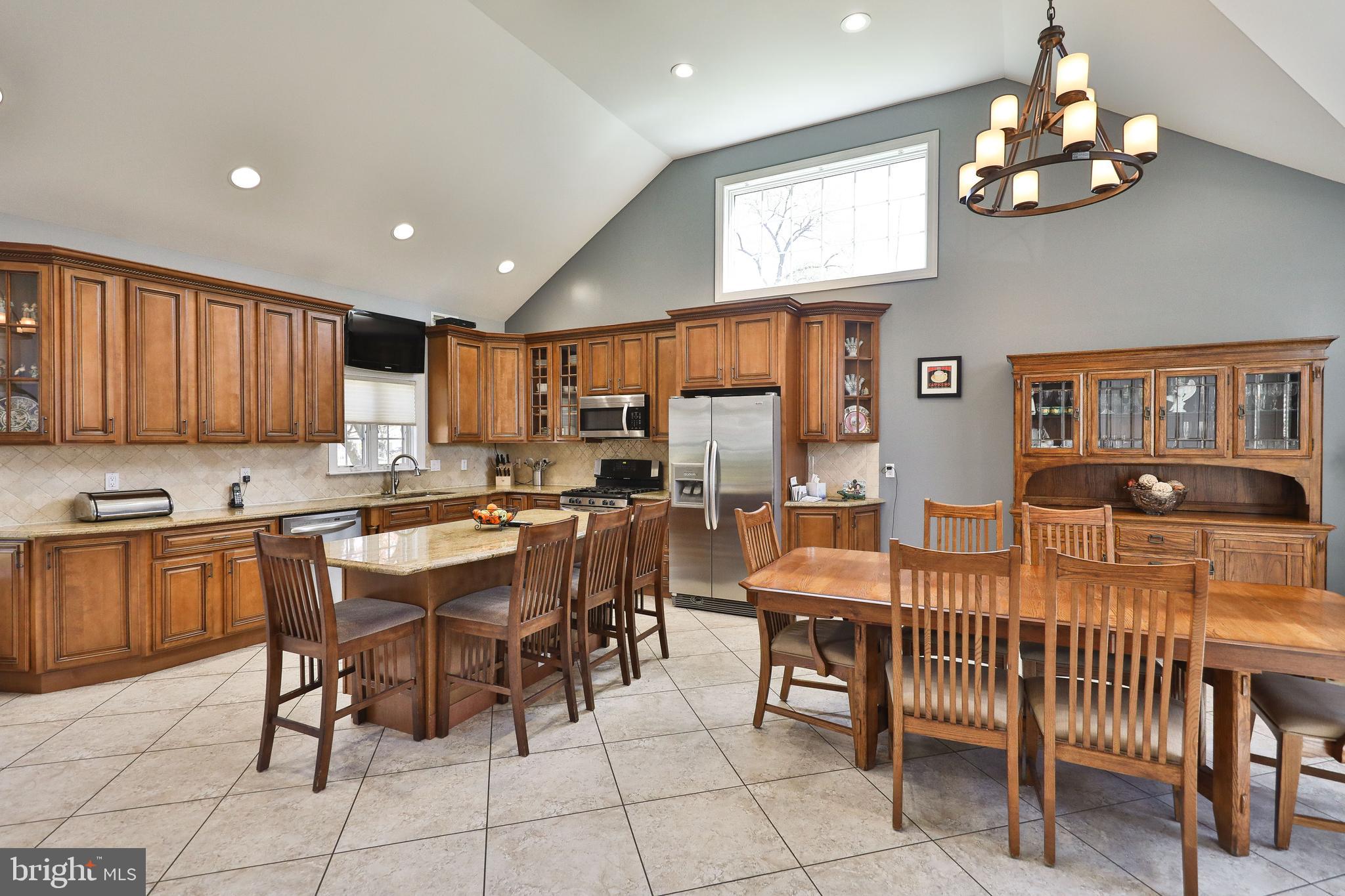 815 Llanfair Road Jenkintown, PA 19046 - Photo 3 of 45 Gallery Image 3
