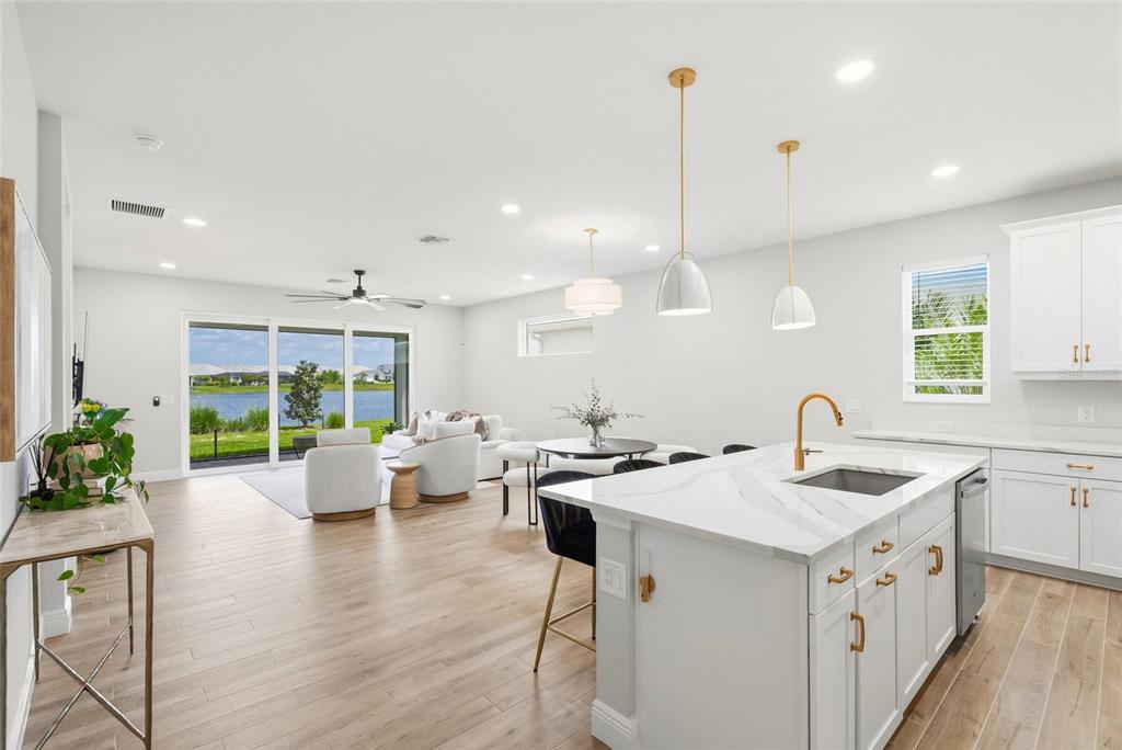 8160 Sternway Road Sarasota, FL 34240 - Photo 11 of 73