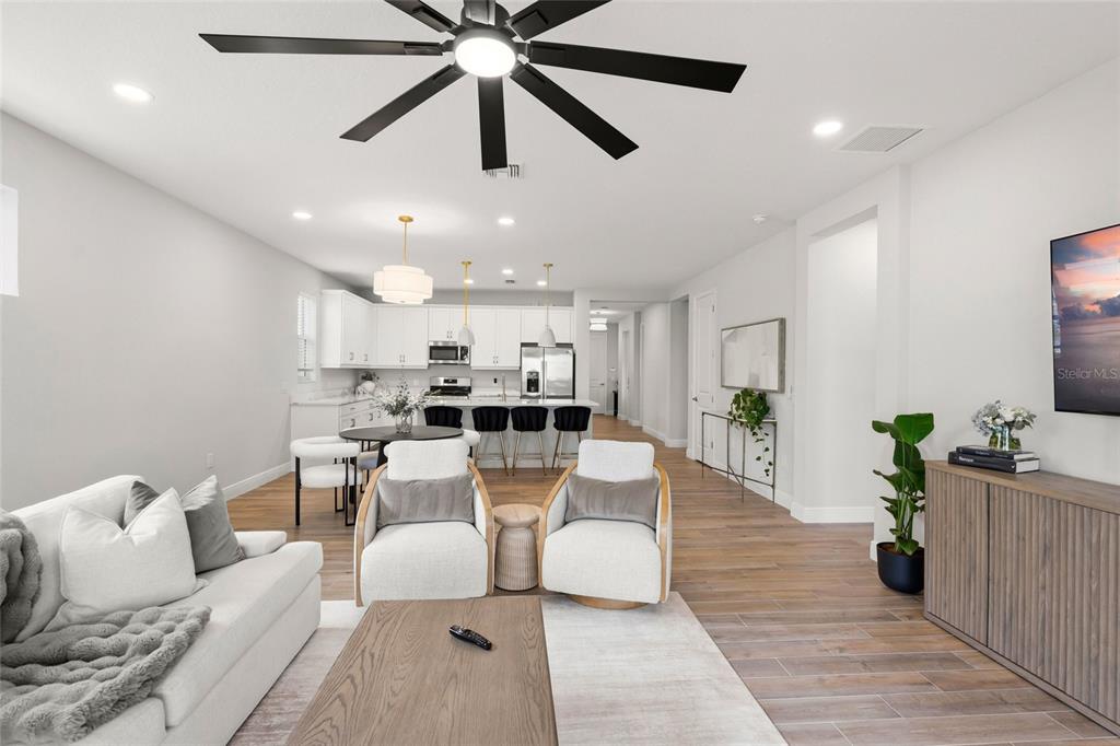 8160 Sternway Road Sarasota, FL 34240 - Photo 21 of 73