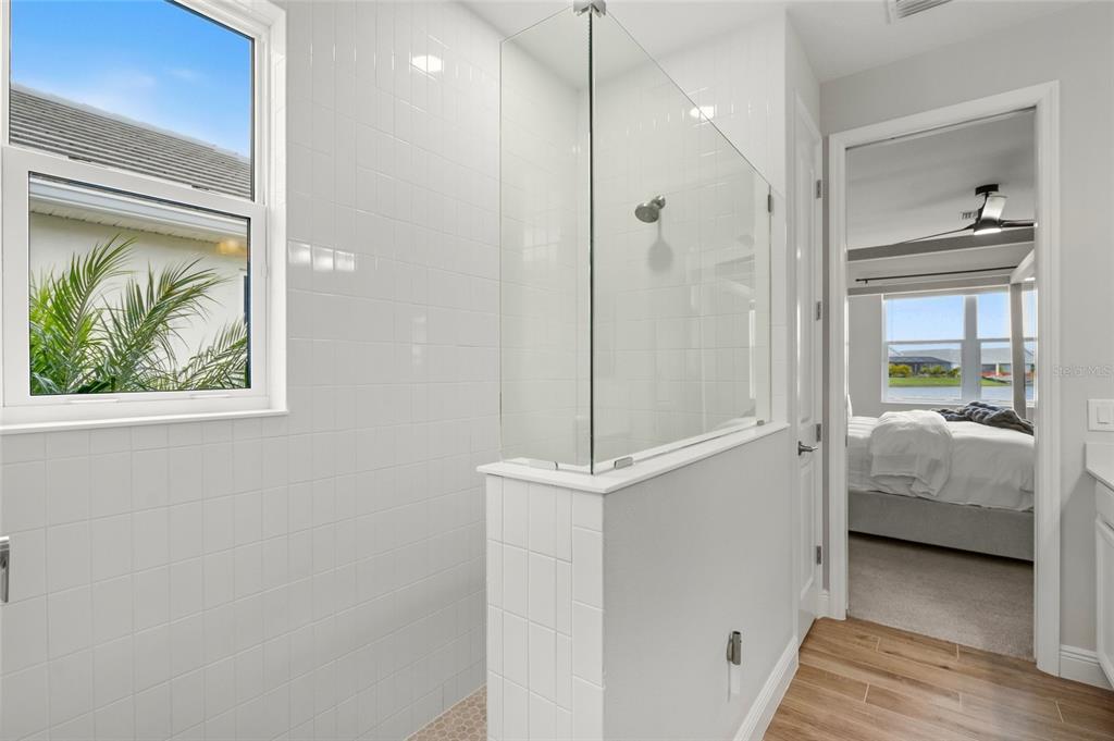 8160 Sternway Road Sarasota, FL 34240 - Photo 28 of 73