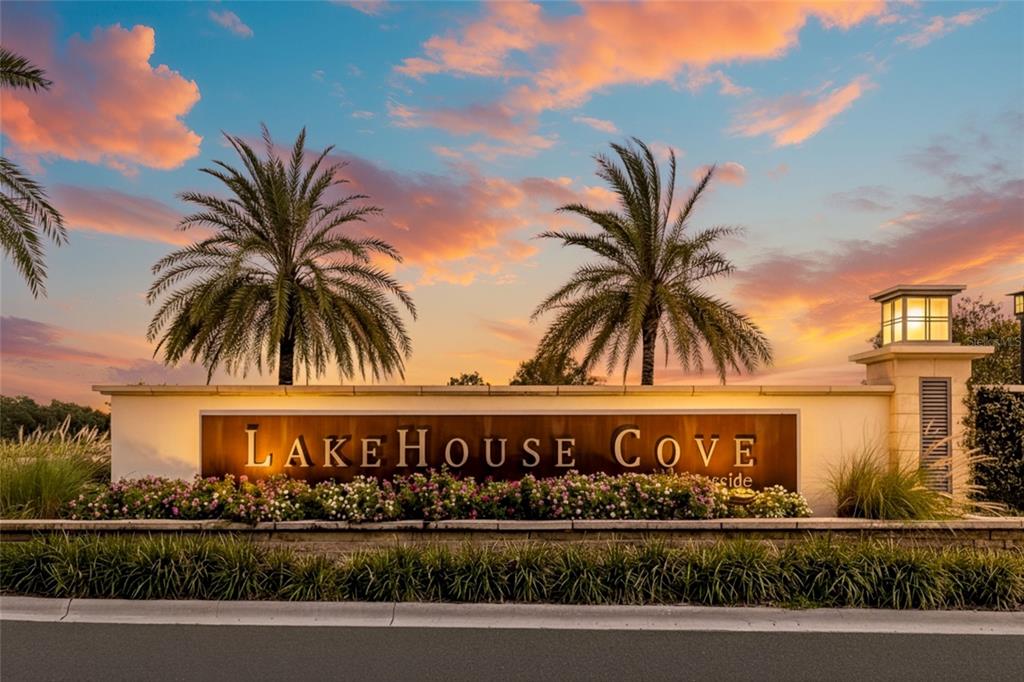 8160 Sternway Road Sarasota, FL 34240 - Photo 5 of 73