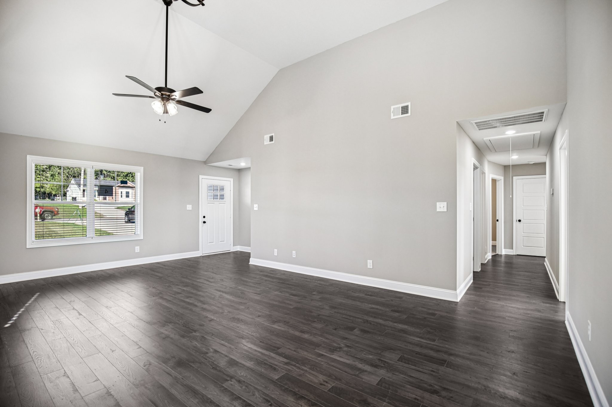 4 Hugh Hunter Road Oak Grove, KY 42262 - Photo 12 of 54 Gallery Image 12