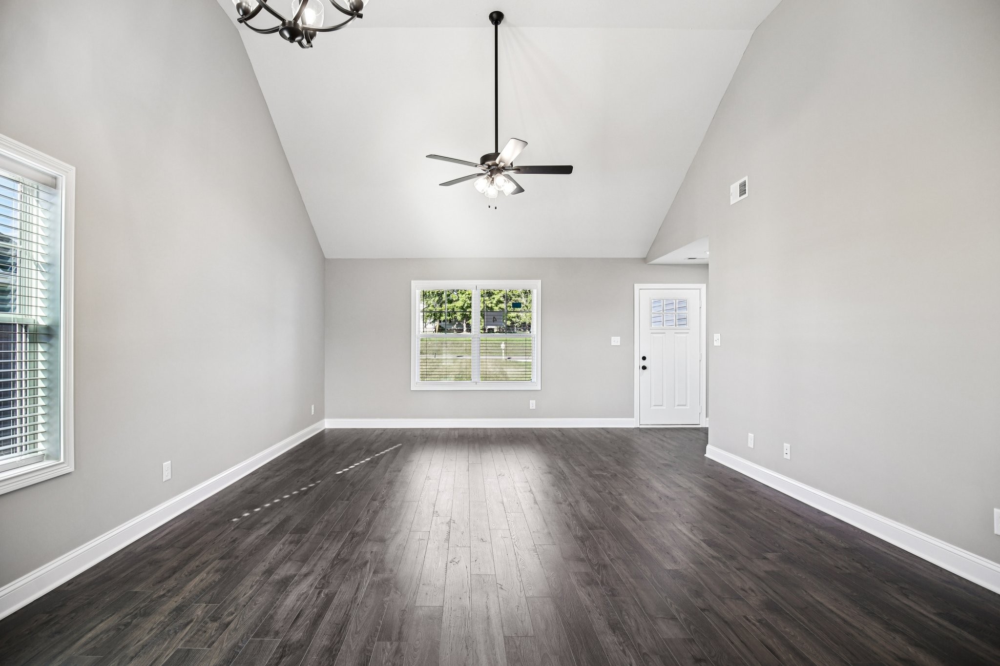 4 Hugh Hunter Road Oak Grove, KY 42262 - Photo 13 of 54 Gallery Image 13