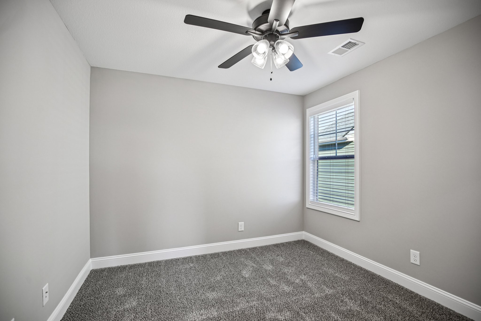 4 Hugh Hunter Road Oak Grove, KY 42262 - Photo 39 of 54 Gallery Image 39