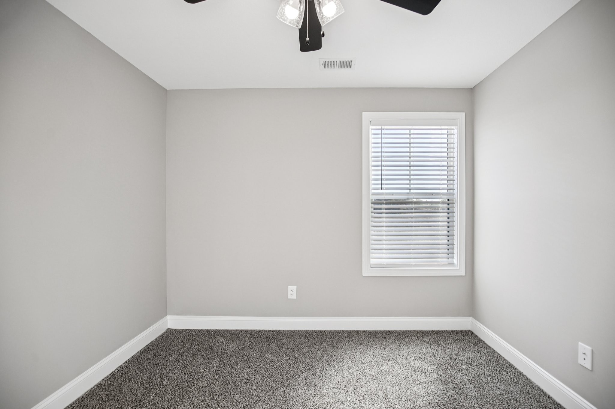4 Hugh Hunter Road Oak Grove, KY 42262 - Photo 44 of 54 Gallery Image 44