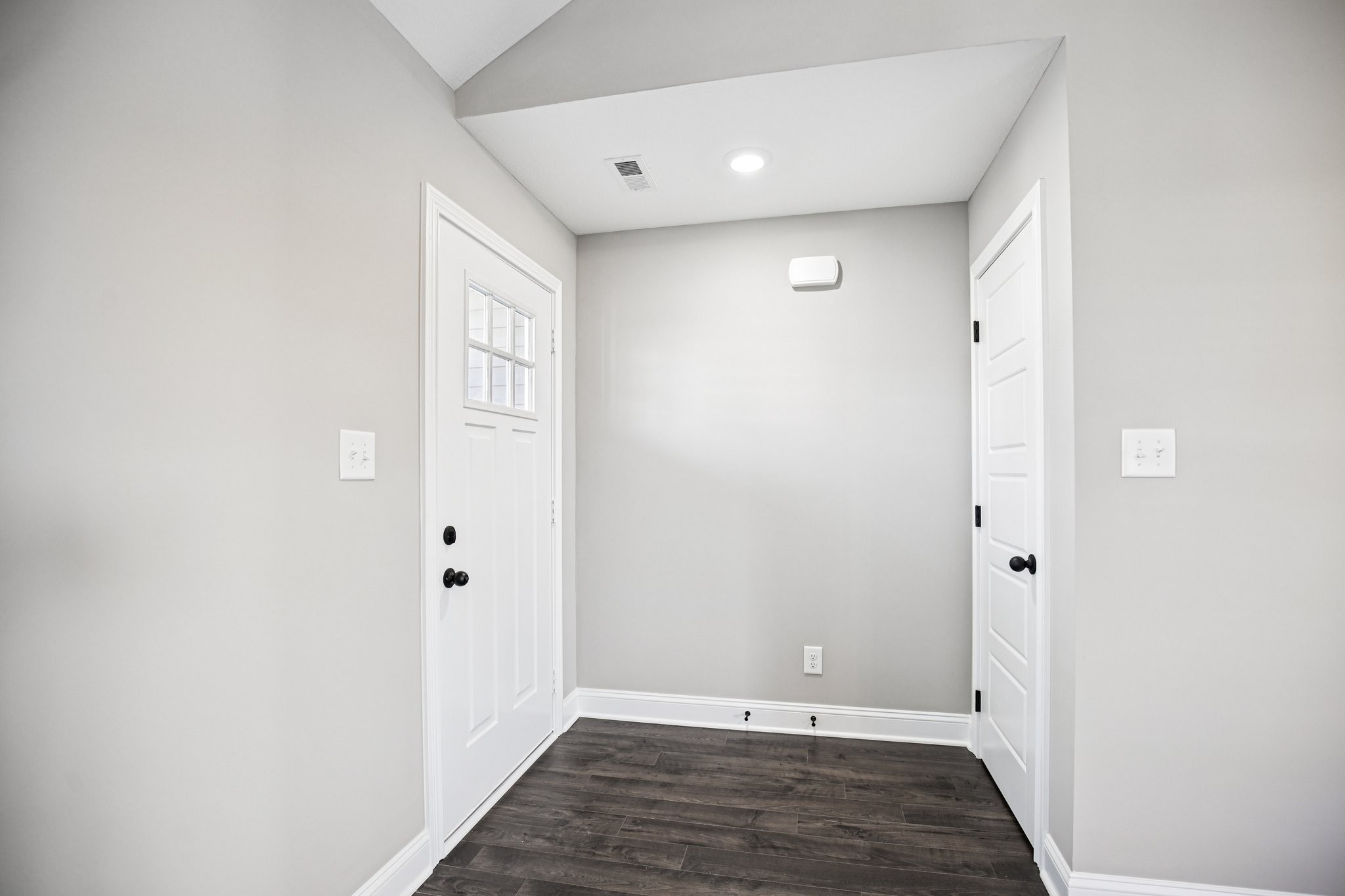 4 Hugh Hunter Road Oak Grove, KY 42262 - Photo 6 of 54 Gallery Image 6