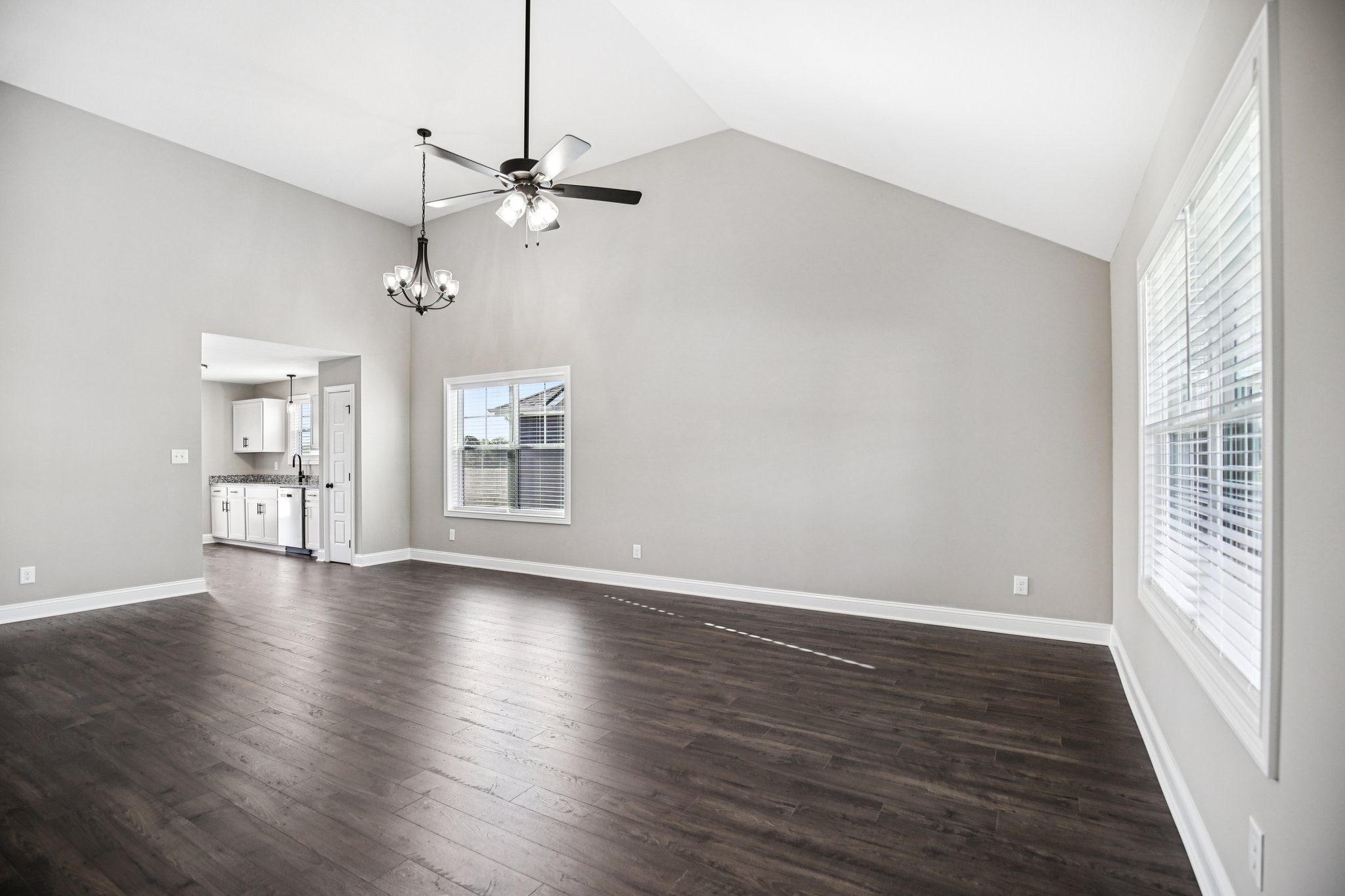 4 Hugh Hunter Road Oak Grove, KY 42262 - Photo 7 of 54 Gallery Image 7