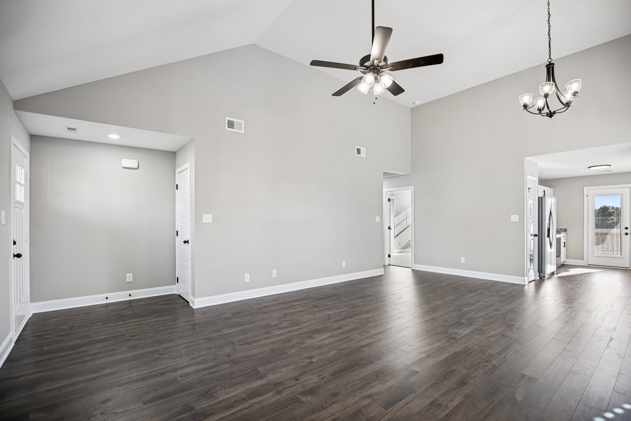 4 Hugh Hunter Road Oak Grove, KY 42262 - Photo 10 of 54 Gallery Image 10
