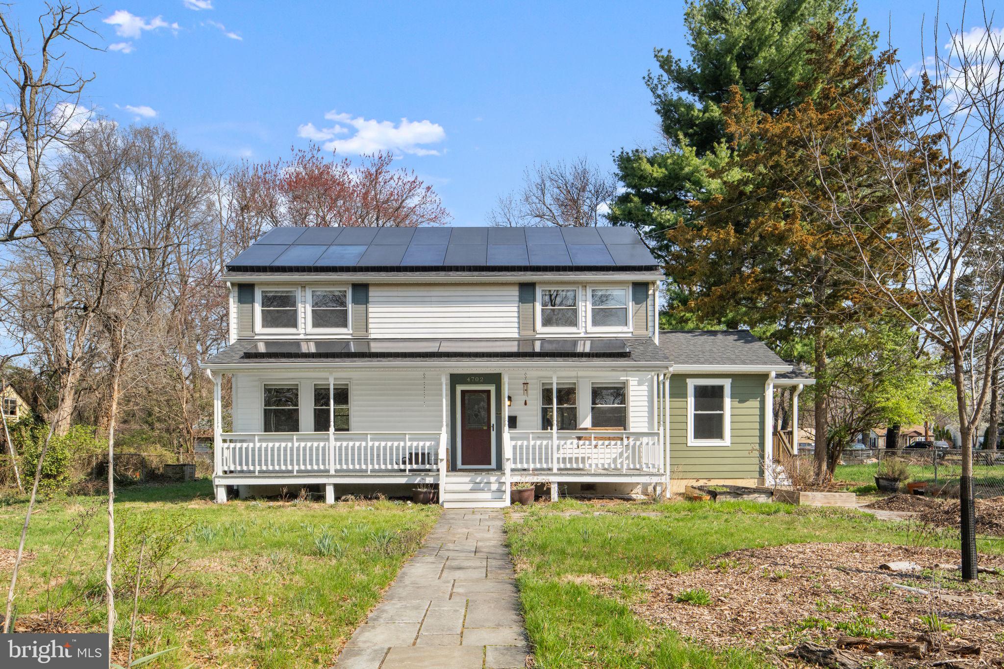 4702 Longfellow Street Riverdale, MD 20737 - Photo 2 of 87
