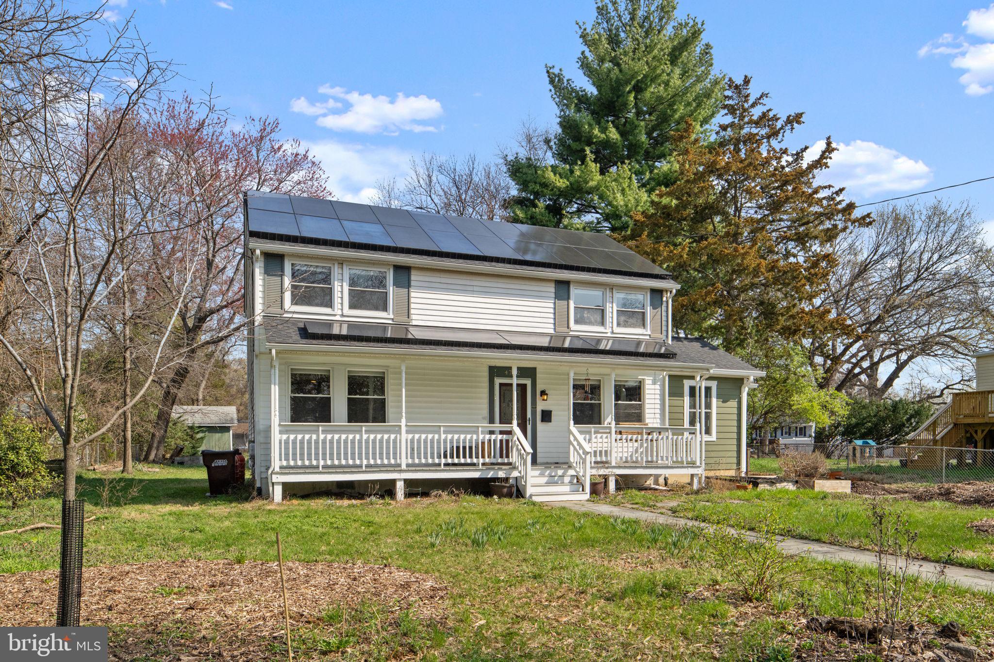 4702 Longfellow Street Riverdale, MD 20737 - Photo 3 of 87