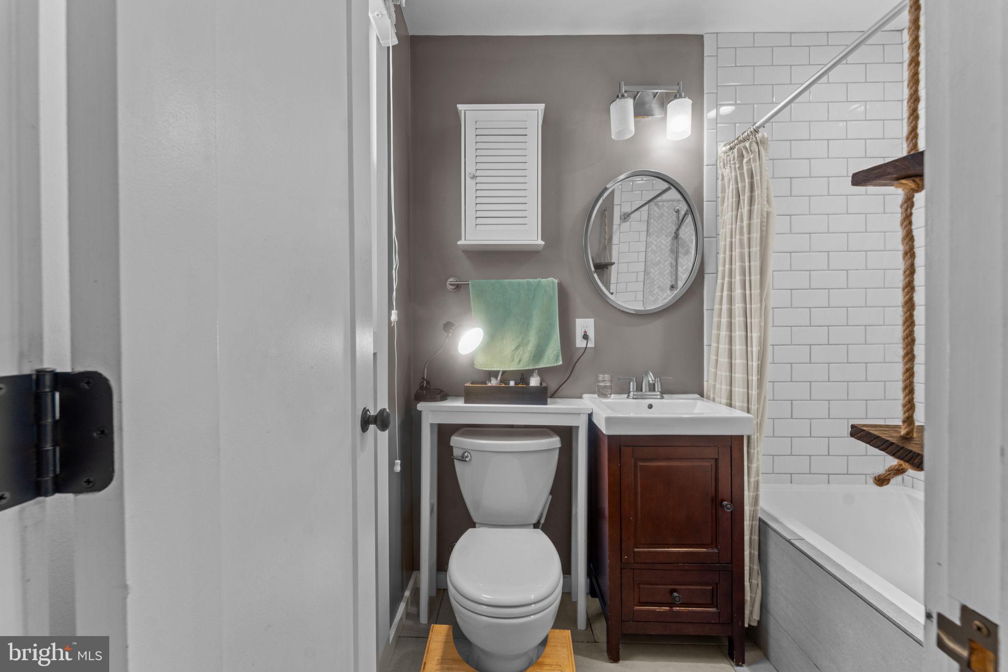 4702 Longfellow Street Riverdale, MD 20737 - Photo 32 of 87