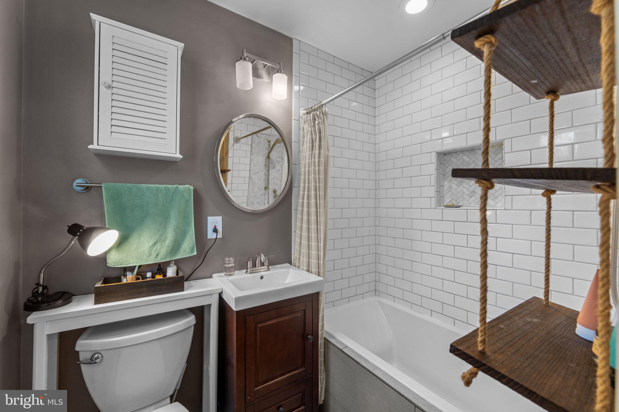 4702 Longfellow Street Riverdale, MD 20737 - Photo 33 of 87