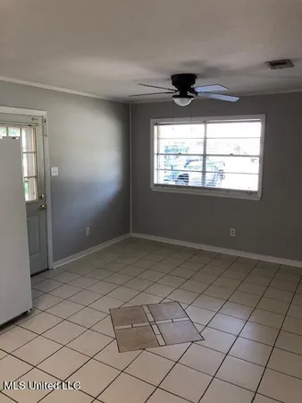 $1,495 | 302 Hunter Drive, Ocean Springs, MS 39564
