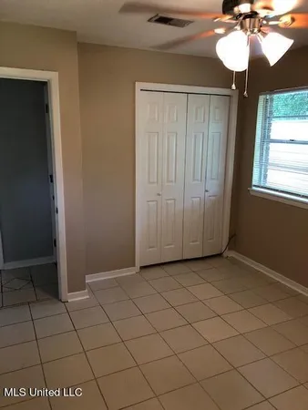 $1,495 | 302 Hunter Drive, Ocean Springs, MS 39564