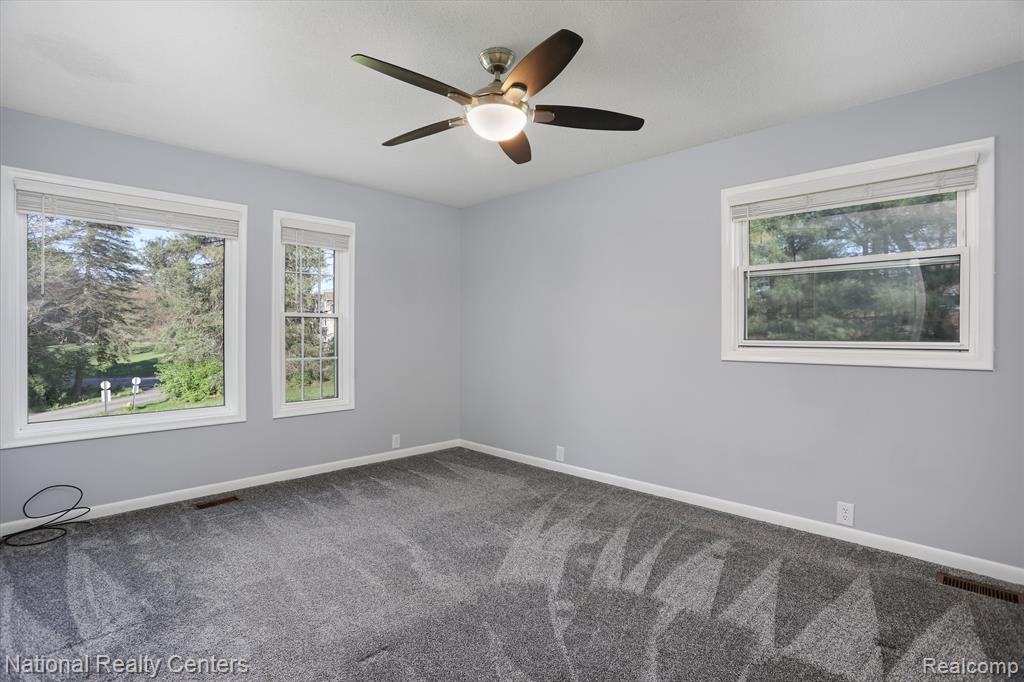 333 North Eager Road Howell, MI 48843 - Photo 21 of 45