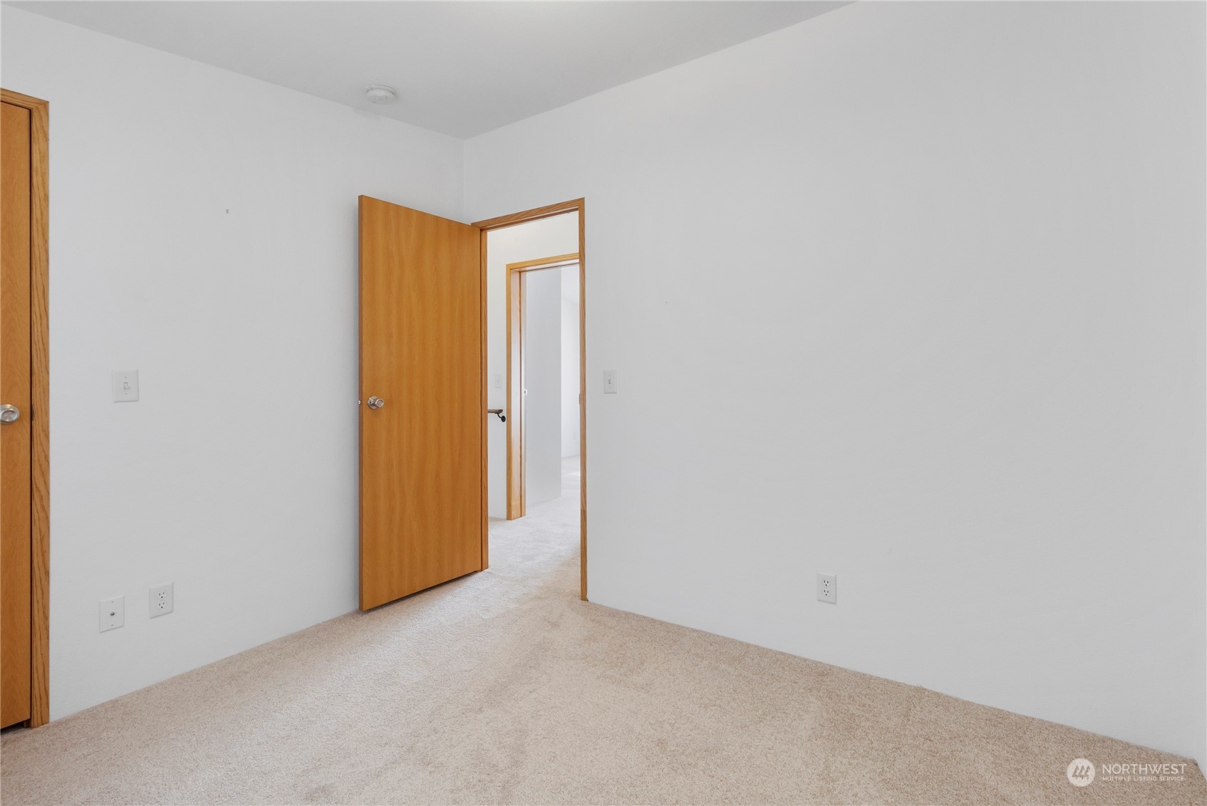 1208 Spruce Drive Enumclaw, WA 98022 - Photo 14 of 25 a view of an empty room