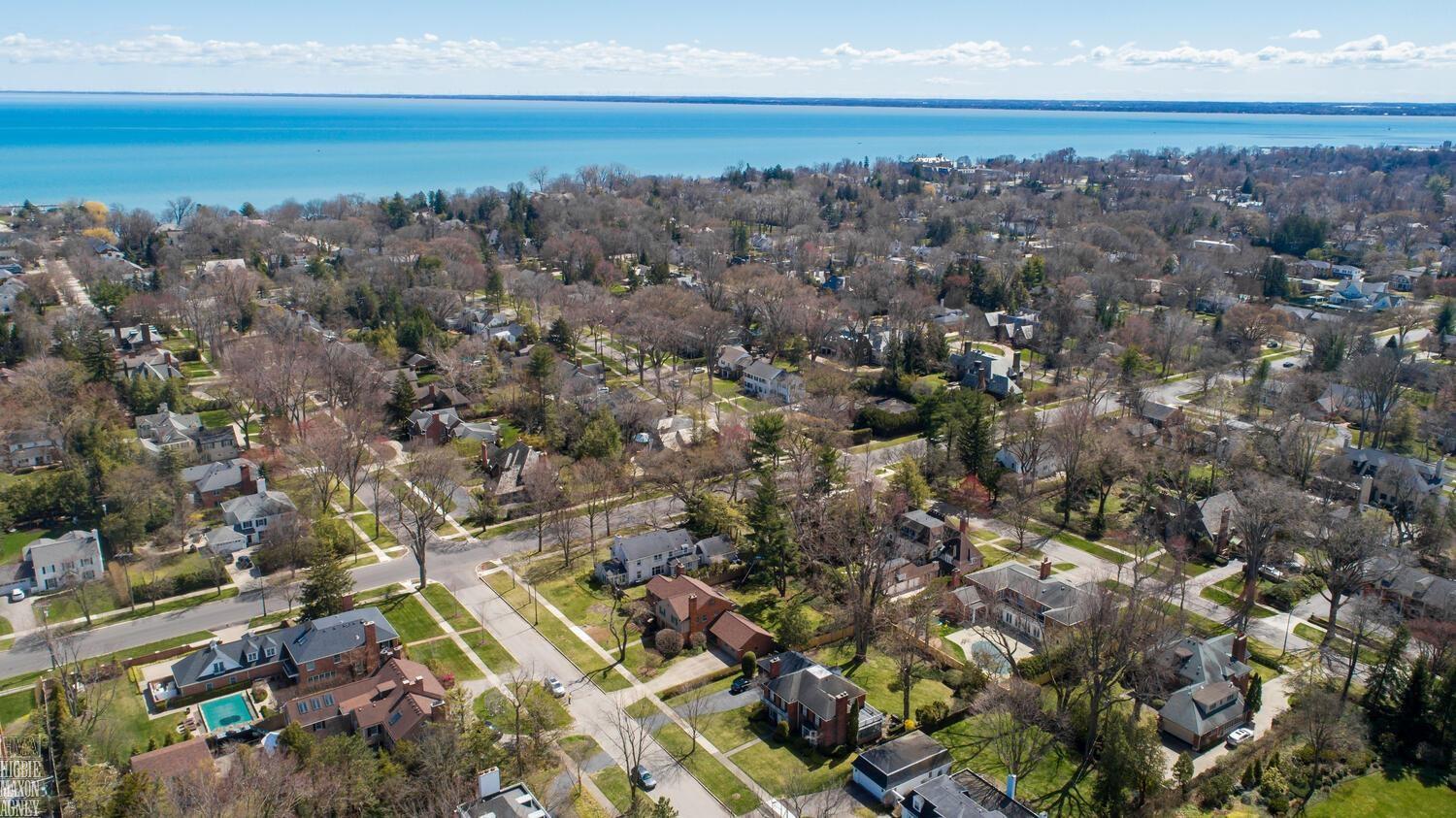 161 Vendome Road Grosse Pointe Farms, MI 48236 - Photo 2 of 64