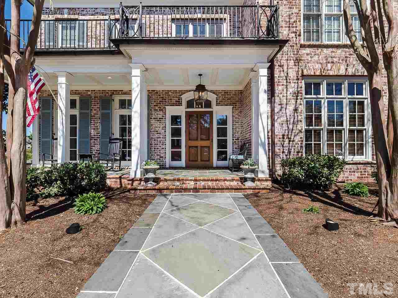 2408 Lewis Grove Lane Raleigh, NC 27608 - Photo 3 of 27