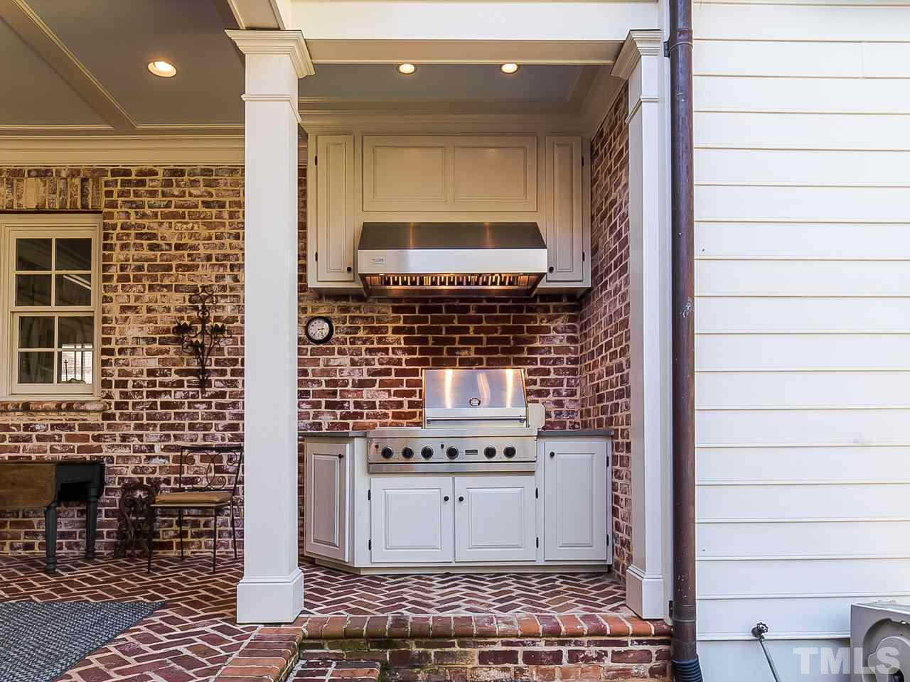 2408 Lewis Grove Lane Raleigh, NC 27608 - Photo 24 of 27