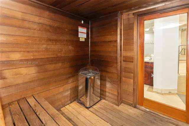 $1,300,000 | 9559 Collins Avenue, Unit S7D, Surfside, FL 33154