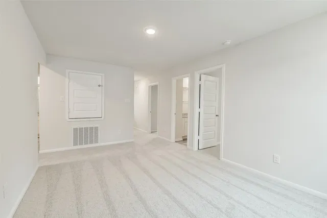 $289,990 | 2101 Caney Creek Lane, Conroe, TX 77301