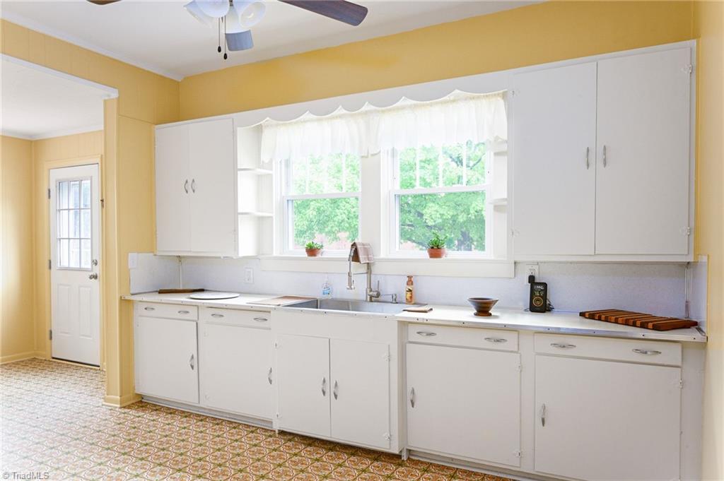 152 Midway School Road Lexington, NC 27295 - Photo 12 of 18 Gallery Image 12