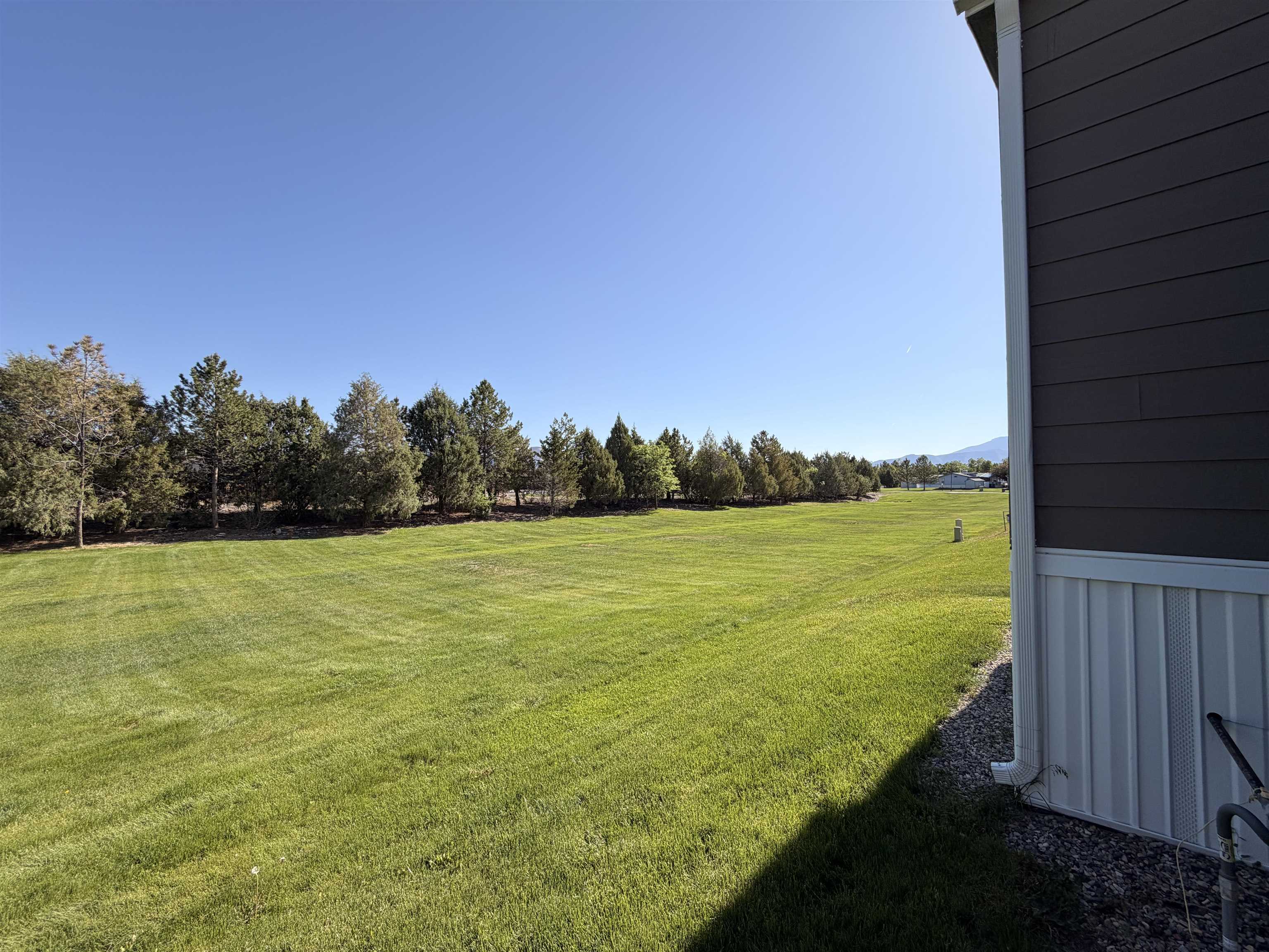 435 32 Road, Unit 826 Clifton, CO 81520 - Photo 14 of 17 a view of an ocean from a balcony