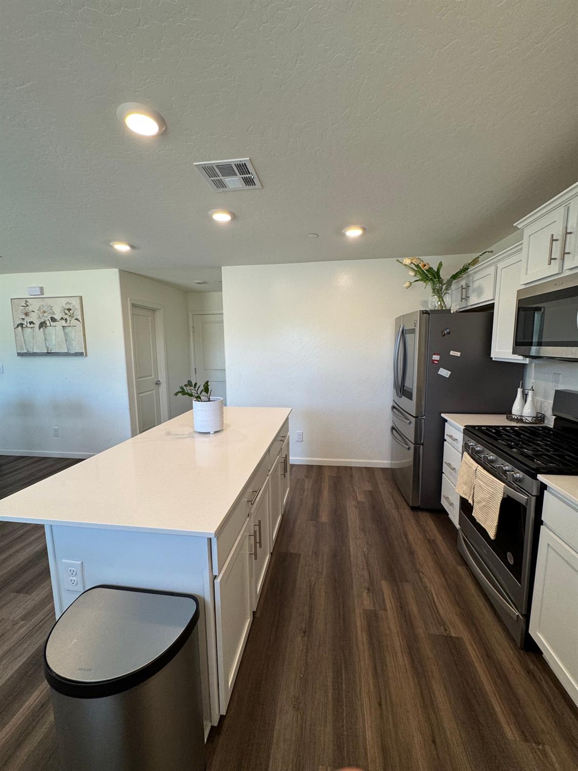 1905 George Avenue Sanger, CA 93657 - Photo 8 of 23