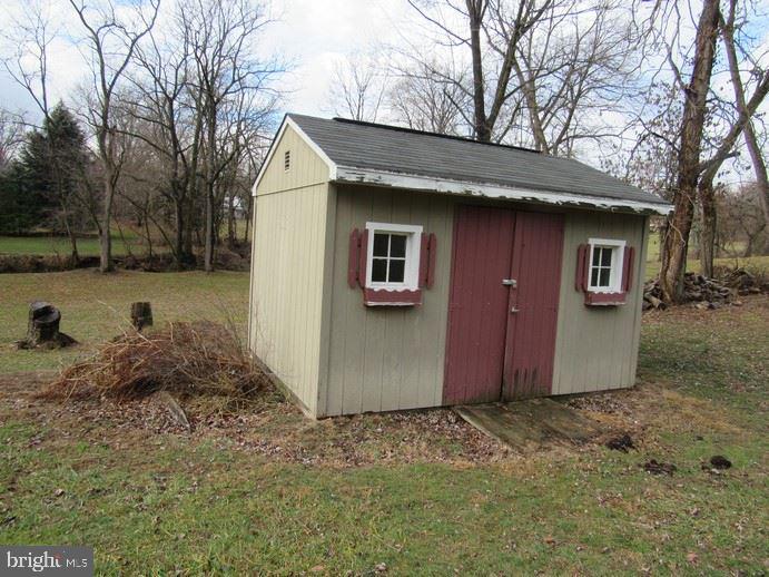 969 Ridgewood Road York, PA 17406 - Photo 5 of 22