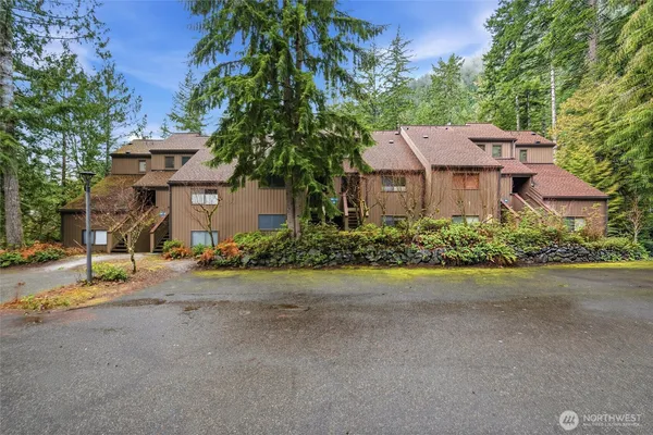 $360,000 | 10500 Mt Baker Highway, Unit 906, Deming, WA 98244