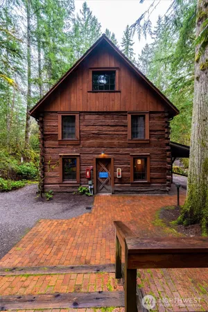 $360,000 | 10500 Mt Baker Highway, Unit 906, Deming, WA 98244