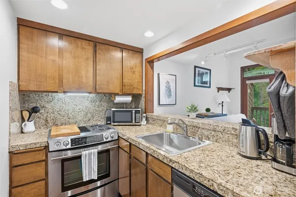 $360,000 | 10500 Mt Baker Highway, Unit 906, Deming, WA 98244