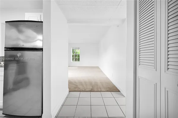 $1,825 | 7550 Stirling Road, Unit C107, Davie, FL 33024