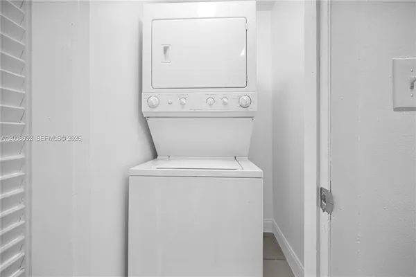 $1,825 | 7550 Stirling Road, Unit C107, Davie, FL 33024