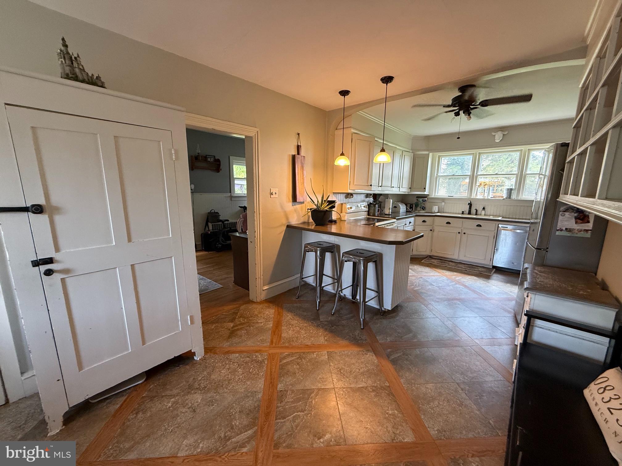 79 Pier Road Greenwich, NJ 08323 - Photo 10 of 35