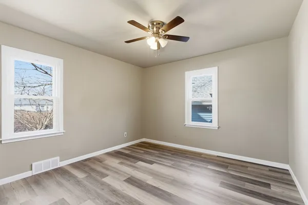 $239,999 | 2330 177th Street, Lansing, IL 60438