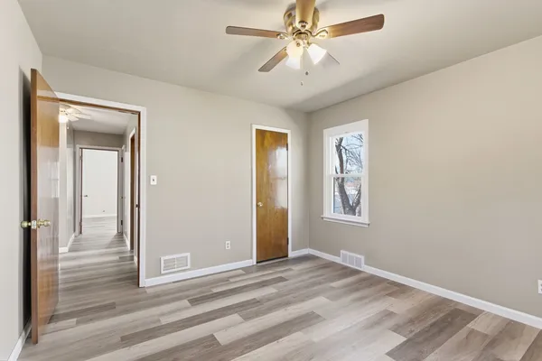 $239,999 | 2330 177th Street, Lansing, IL 60438