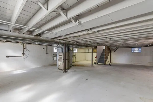 $239,999 | 2330 177th Street, Lansing, IL 60438