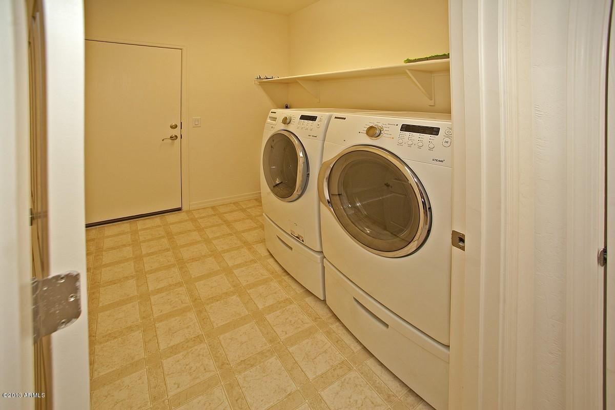 2989 East Ridgewood Lane Gilbert, AZ 85298 - Photo 20 of 29 21-Laundry Room