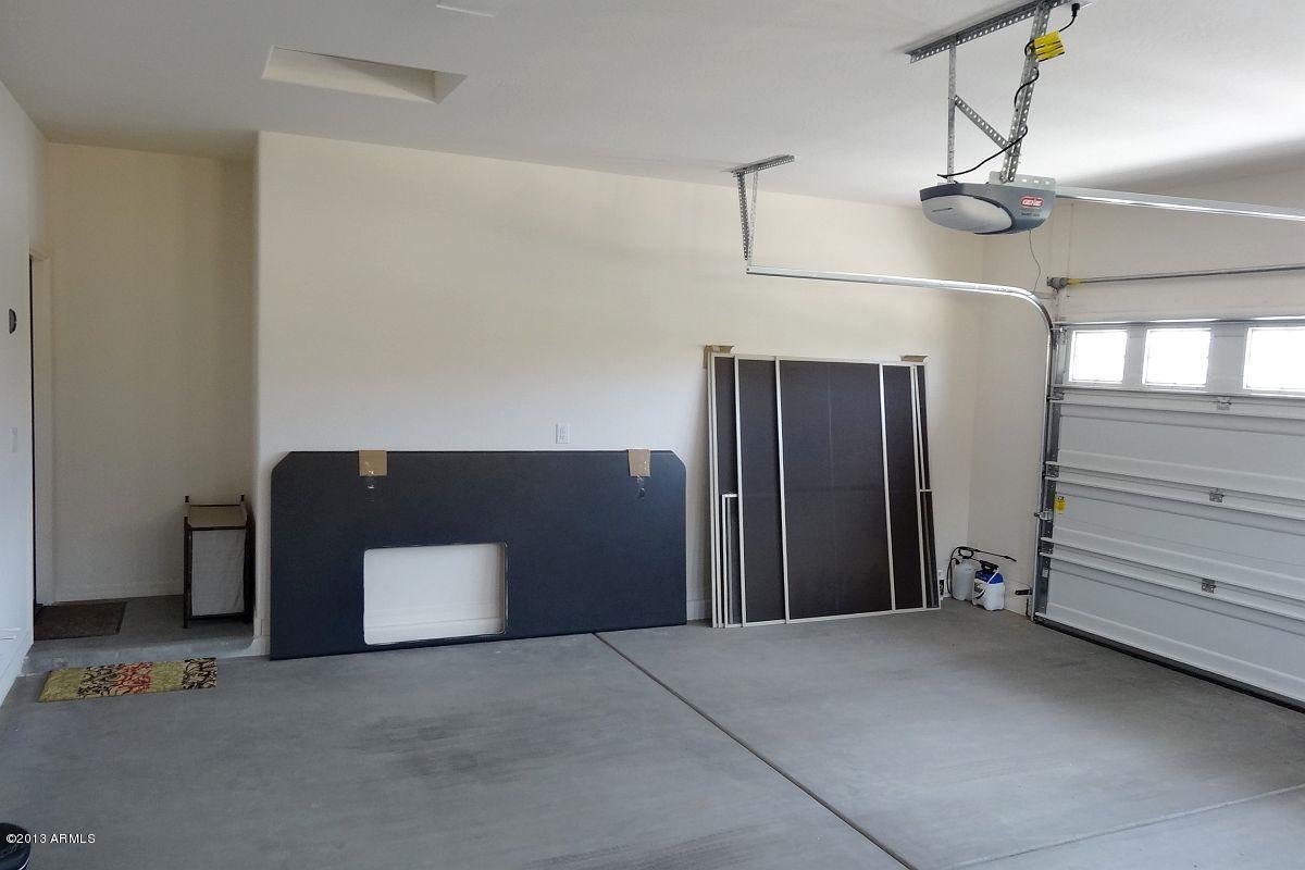 2989 East Ridgewood Lane Gilbert, AZ 85298 - Photo 22 of 29 23-Custom sunscreens in garage