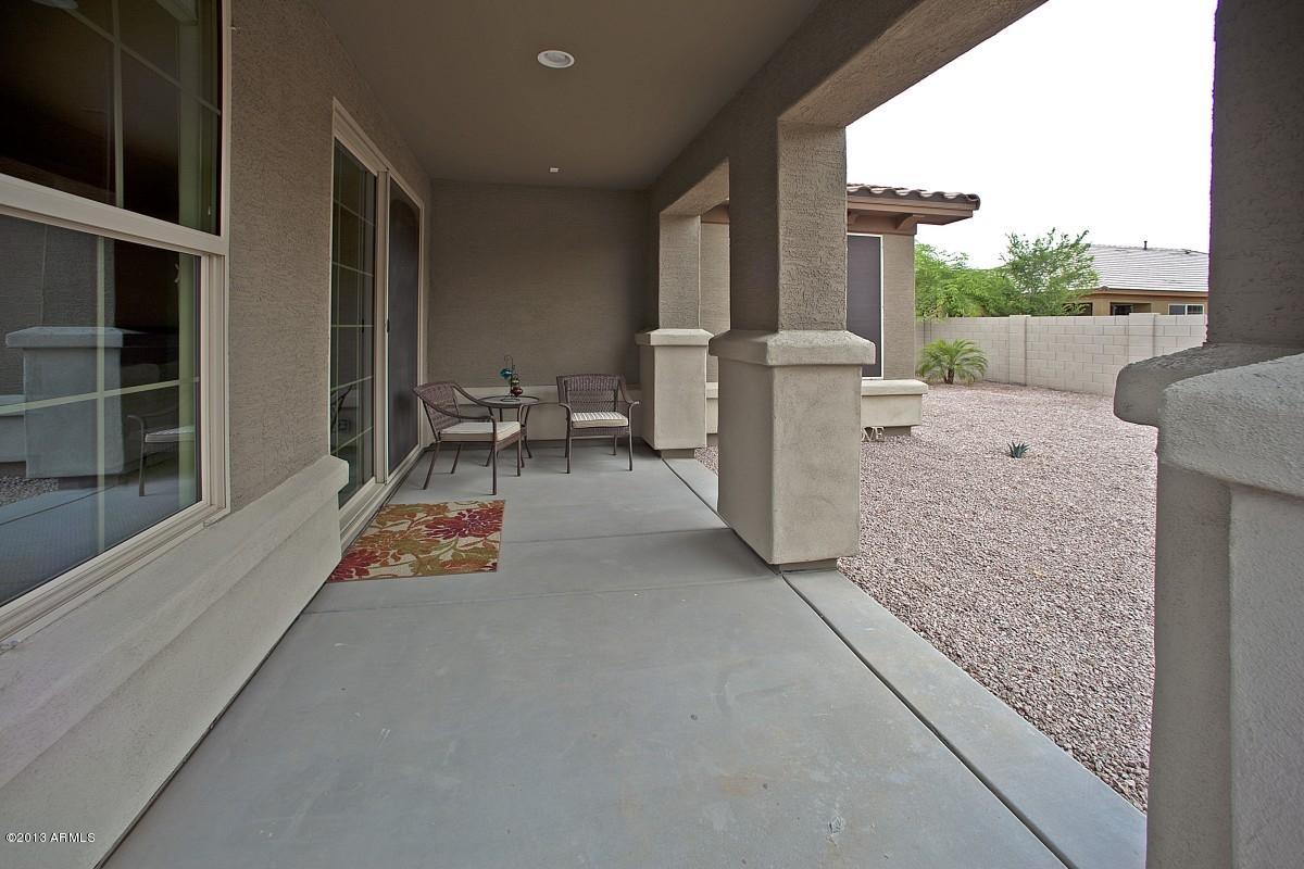 2989 East Ridgewood Lane Gilbert, AZ 85298 - Photo 24 of 29 25-Extended Patio