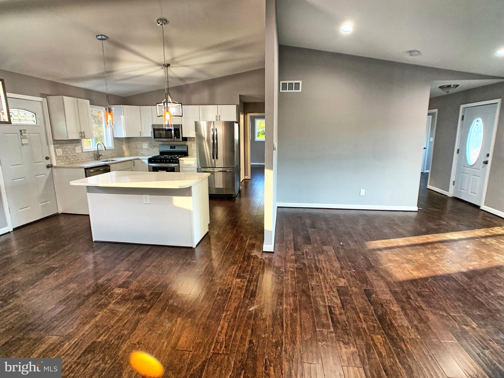 4739 Byron Road Baltimore, MD 21244 - Photo 3 of 22