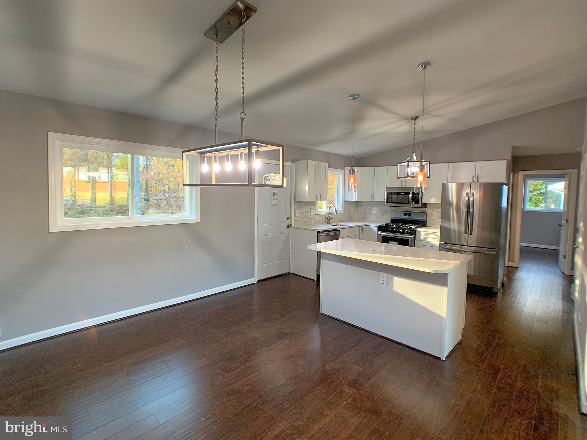 4739 Byron Road Baltimore, MD 21244 - Photo 4 of 22